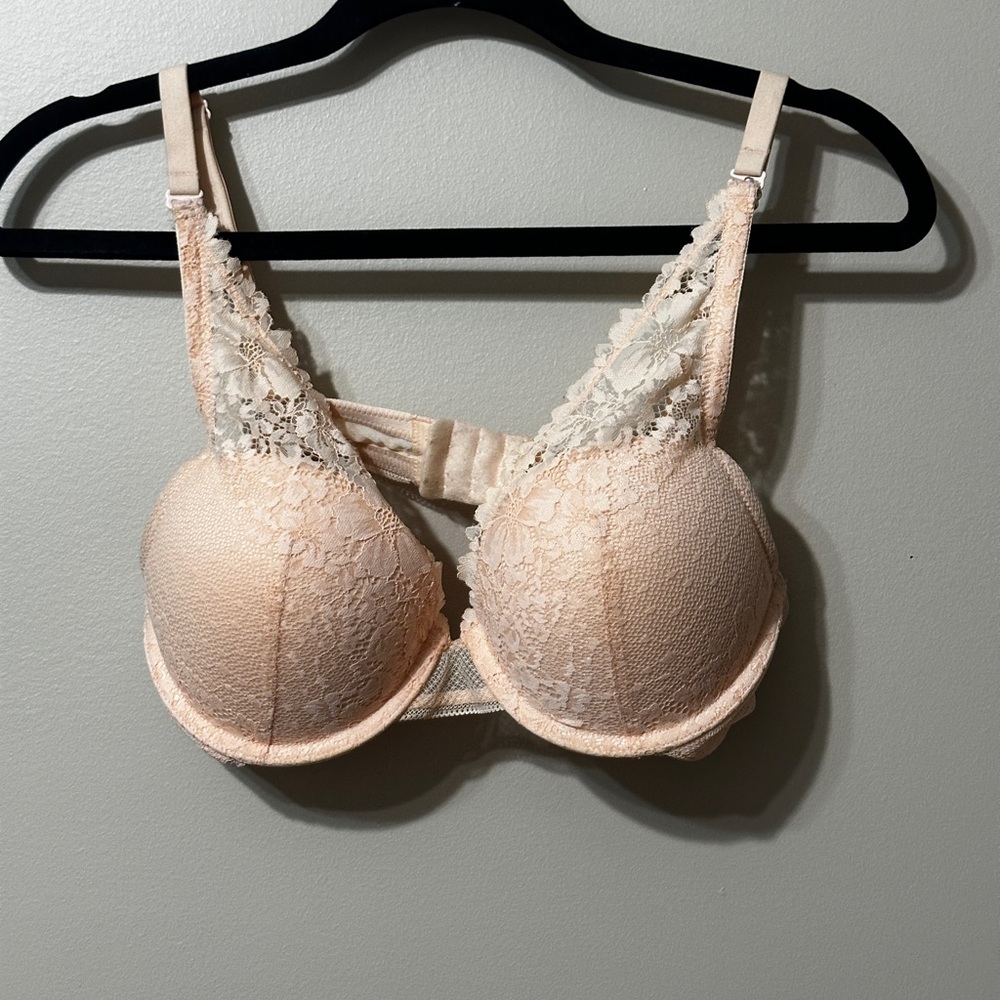 Auden Lace Push-Up Bra in Cream